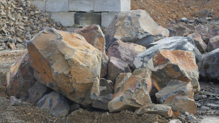 Spalla Rocks Atlas Quarries | Bulk Aggregates to build roads and commercial projects